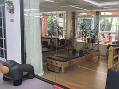 -简·无界健身工作室·运动康复·体态(石厦店)