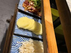 -燚店·铁板鱼蛙·烤肉·烤串(北新桥店)