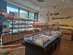 面包甜点陈列柜-85度C(北京八角物美店)