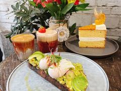 牛油果温泉蛋吐司-O'mills Sourdough Bakery&Bistro(永嘉路店)