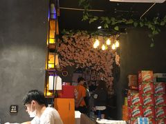大堂-金陵大勇烧烤·小龙虾·海鲜大咖(竹山路店)