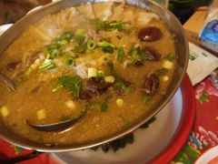 杀猪菜-闯关东东北农家菜(崂山石老人店)