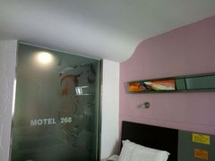 -莫泰酒店(厦门万象城火车站地铁站店)