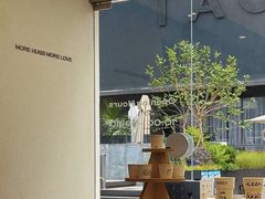 -HUGS coffee(东区店)
