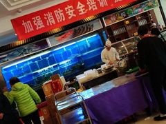 -鑫巴蜀小镇 · 水煮鱼专研店(玉桥店)