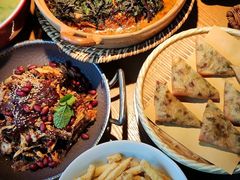 -吃饭皇帝大土家民族菜(正大广场店)