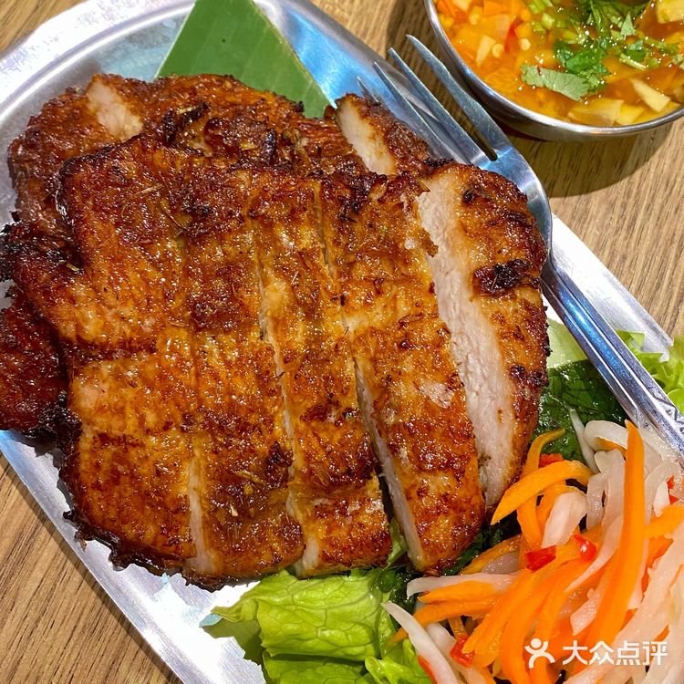 听说肥豚把正宗🇻🇳越南菜开到老西关啦！