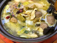 -周鱼小馆石锅酸菜鱼(活力汇店)