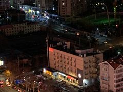 -如家酒店(青岛哈尔滨路万科城双山地铁站店)