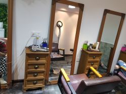 -Meet salon 遇见造型