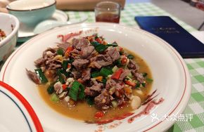 Stir-fried Yellow Beef with Sauce