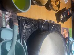 -洪氏嗨捞·广东猪肚鸡·椰子鸡火锅(西咸万象城店)