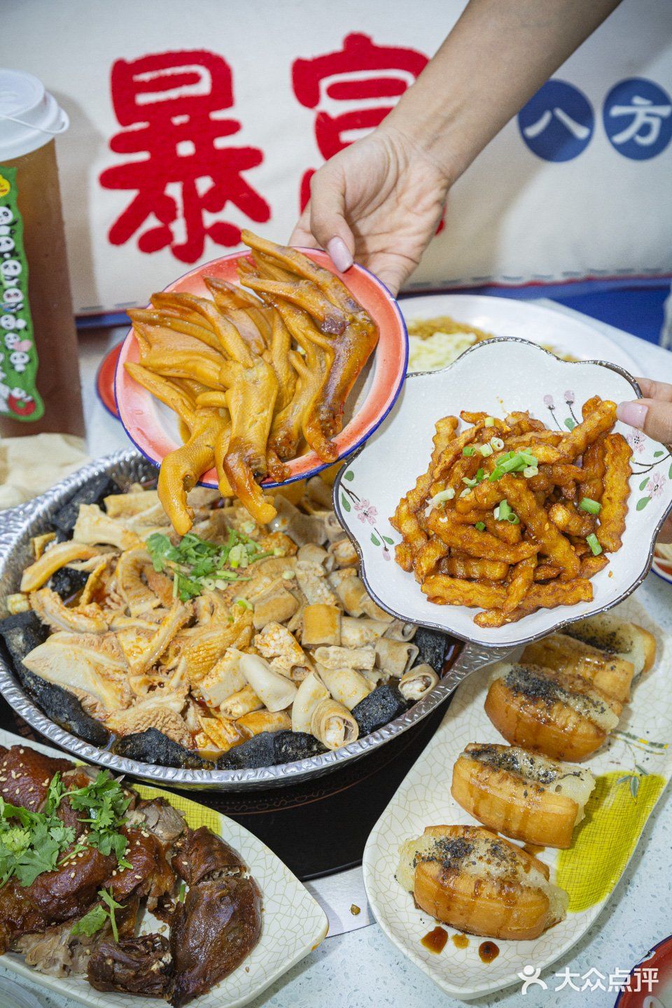 点吧点儿螺狮粉配豆汁儿！！香臭香臭的