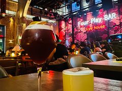 -FOUR PLAY BAR