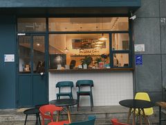 门面-Be Lived Cafe比例咖啡(摩天轮店)