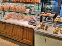 面包甜点陈列柜-心岸(小西沟店)