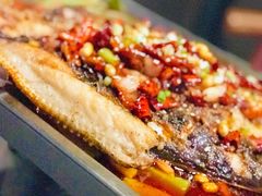 -鸣记脆皮烤鱼·海鲜烤鱼(三八广场店)
