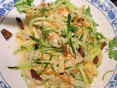 -靠山屯东北农家菜(八龙桥雅苑店)