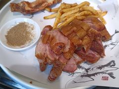 德国脆皮猪肘-再回头私房菜·老南京菜