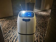 -上海松江假日酒店