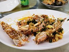 -红月湾海鲜饭店•沙滩海景(双月湾店)