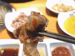 -唯成•韩国炭火烤肉 유성고기