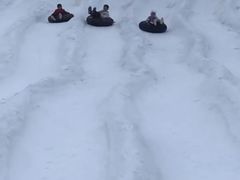 -采薇庄园四季滑雪场