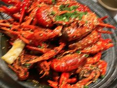-肥肥虾庄·金牌油焖大虾(杨园滨江时代walk店)