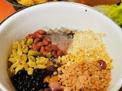 -谭鸭血老火锅(龙湖宝山天街店)