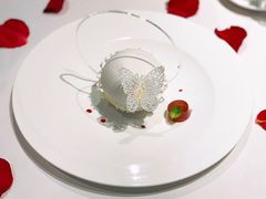 蛋白薄脆草莓青柠雪葩-王品牛排(新光天地店)