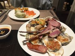 -大中华希尔顿酒店-念自助餐·嗨啤·小龙虾