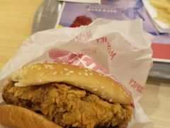 -麦当劳(杭州西湖银泰百货店)