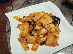 -天天向上素食餐厅(五台山店)