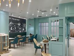 -安格丽娜·狗咖·猫咖羊驼咖(春熙路百盛商场店)