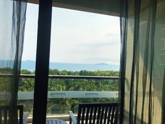 -三亚湾海居铂尔曼度假酒店