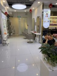 -虫二·专注健康烫染沙龙