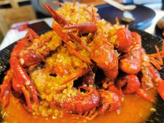 经典蒜香龙虾-红盔甲·小龙虾(天钥桥店)