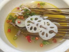 -嘉州叶婆婆钵钵鸡(建设路店)