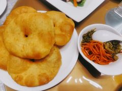 -艳阳天民俗村(公园路店)