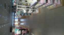 -爱婴室(上海大华路店)