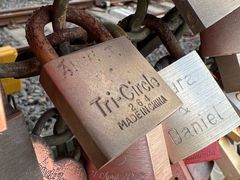 -科隆霍亨索伦桥爱情锁