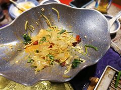 -95号酱骨·一块豆腐(展春园西路店)