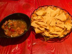 salsa-Pistolera Mexican Cantina女枪手墨西哥餐厅(碧云路店)