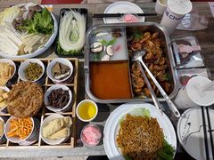 -鸡遇虾煲干锅火锅(小寨金莎店)