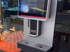 -昆山裕元花园酒店·温莎西餐厅