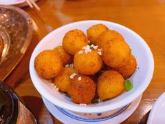 孜然小土豆-炉小二铜锅牛蛙•川湘菜(三里屯店)