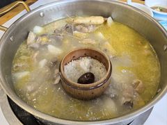 -朴小妹人参鸡汤火锅(长白山万达店)