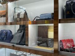 -鑫羽黄金首饰奢侈品回收鉴定