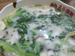 -五谷酸菜鱼粉(凤凰二街店)