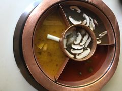 -滇釜火锅·能喝汤的火锅(车公庄店)